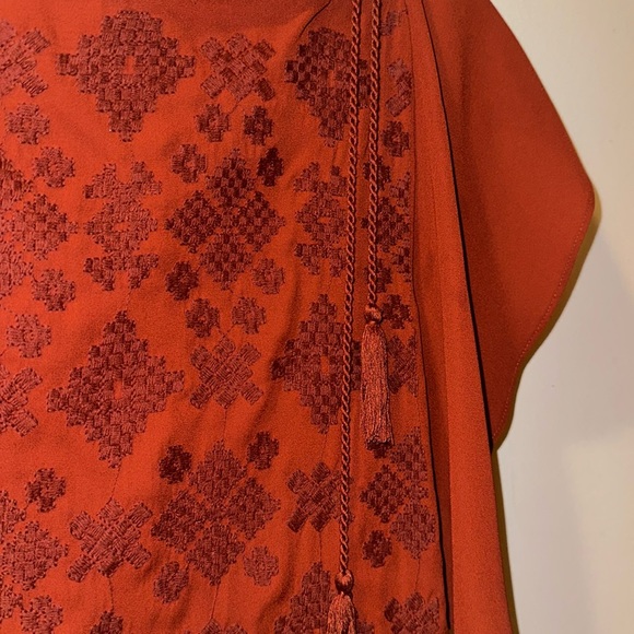 Top - Picture 3 of 3